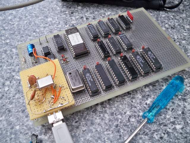 http://sprint.no-ip.org/images/lowfer/dds/dds_gen_plus_usb.JPG